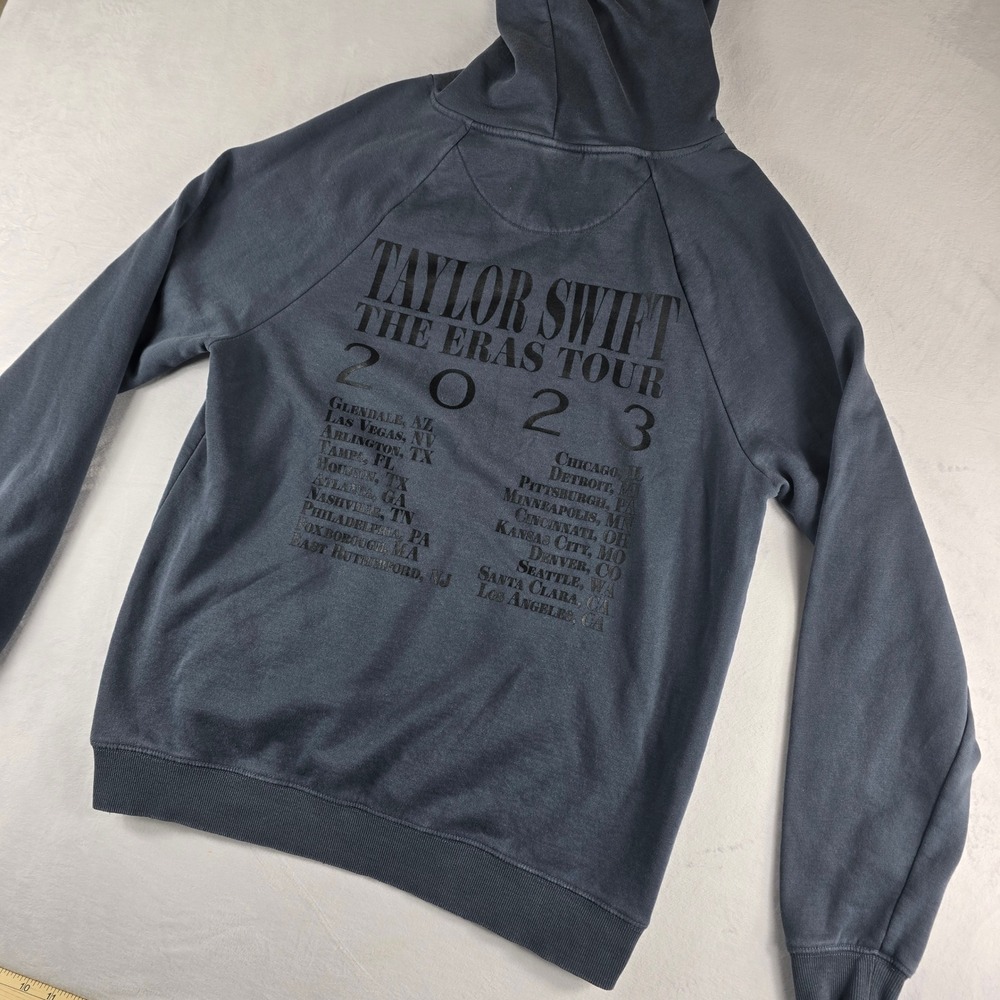 Taylor Swift The Eras Tour 2023 Merch Gray Hoodie Sweatshirt Women Large - Picture 8 of 8